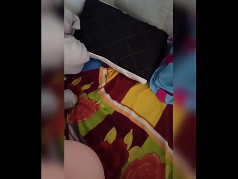❤️ Alabagbede mi n gbe ile nikan nitori ọkọ rẹ lọ si isinmi ati pe Mo lo aye lati fo fun u ati ki o fi wara kun kẹtẹkẹtẹ rẹ Ibalopo ❌
